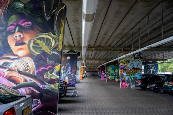 Die Säulen der Boshover-Brücke, besser bekannt als das Pfeilerkabinett