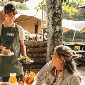 neerploffen bij de Busjop